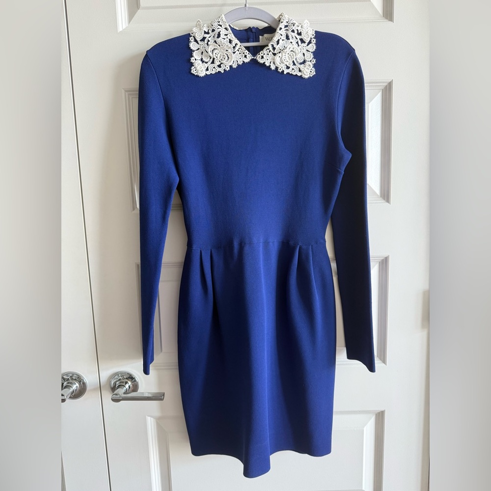 Valentino dress with lace collar